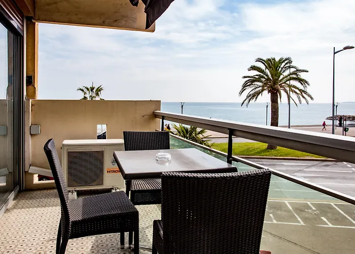 Cit\'Hotel Tiercé Beach Hotel