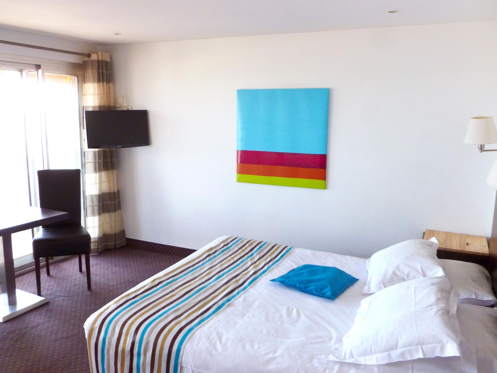 Cit'hotel Tiercé Hotel 3*