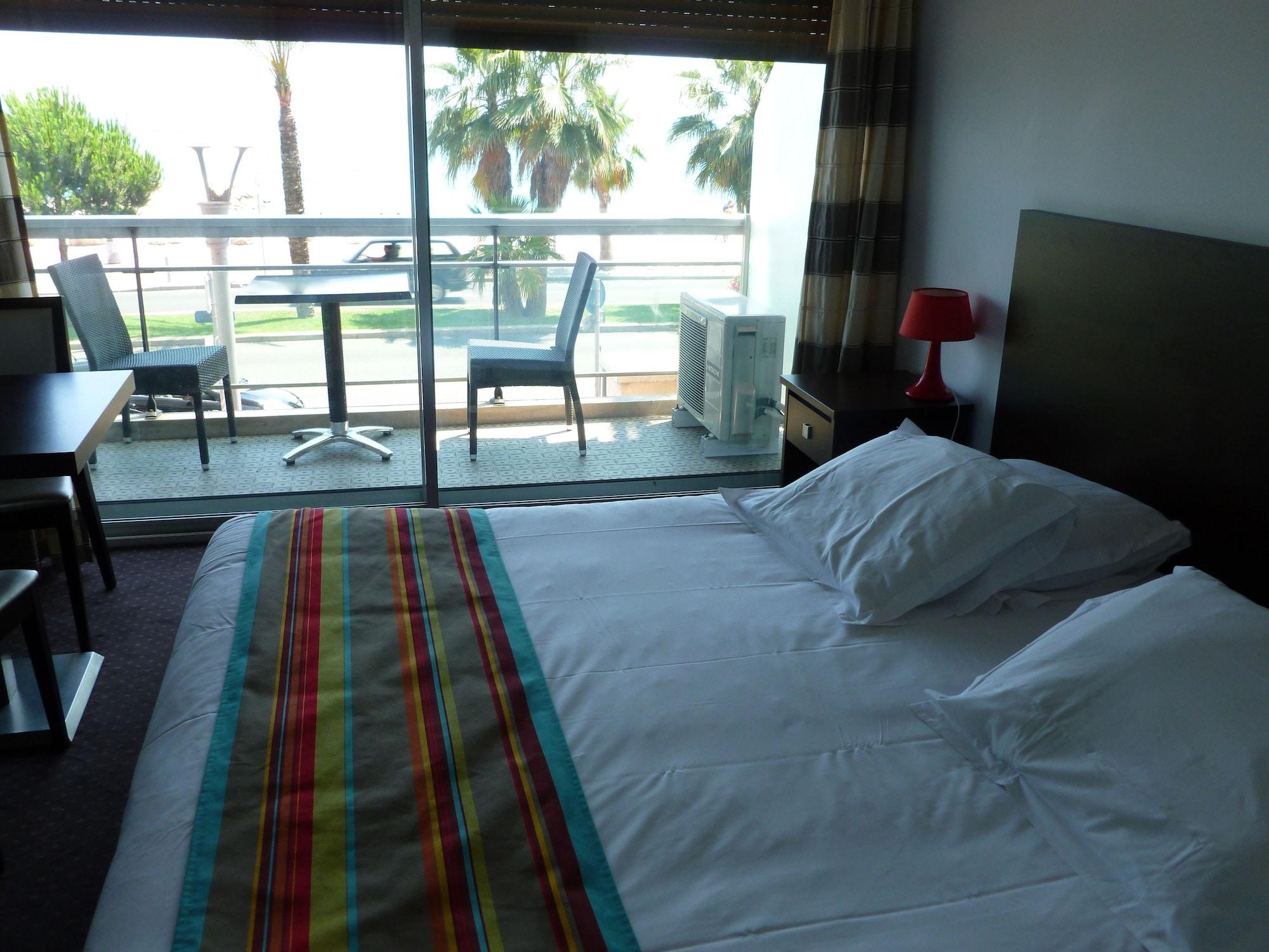 Hotel Cit'hotel Tiercé