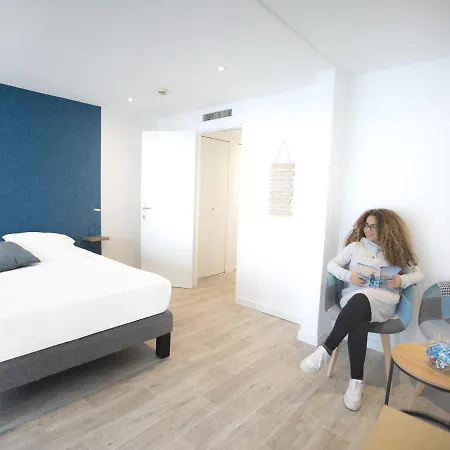 Cit'Hotel Tiercé Beach Hotel Cagnes-sur-Mer Extérieur photo