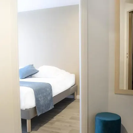 Cit'Hotel Tiercé Beach Hotel Cagnes-sur-Mer Extérieur photo