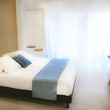 Cit'Hotel Tiercé Beach Hotel Cagnes-sur-Mer Extérieur photo